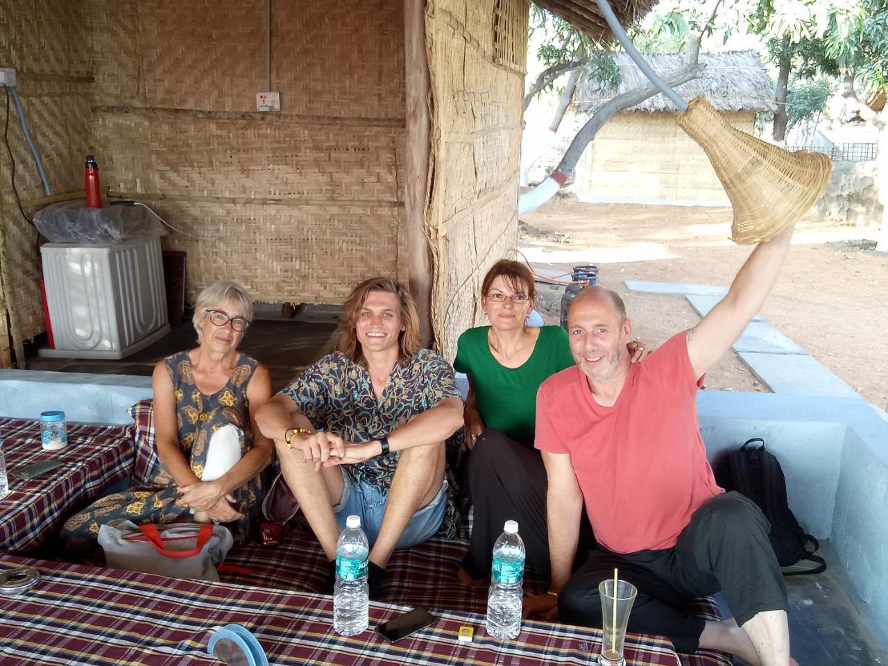 Sunrise Guest House & Restaurant Hampi Εξωτερικό φωτογραφία
